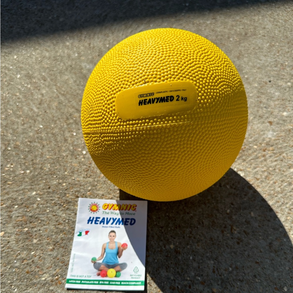 Gymnic weight ball